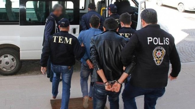 İzmir de  devlet büyüklerine hakaret ten 6 kişiye gözaltı