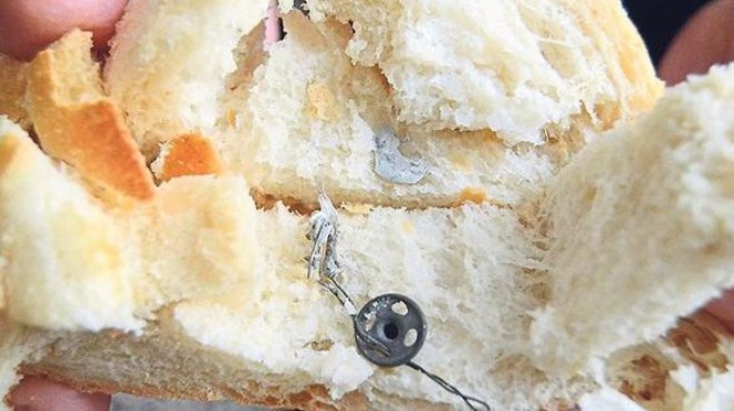 İzmir de  ekmek  kabusu: Tel, kablo, çivi, düğme...