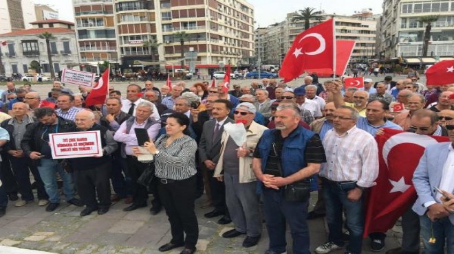 İzmir’de emekli astsubaylardan çifte protesto