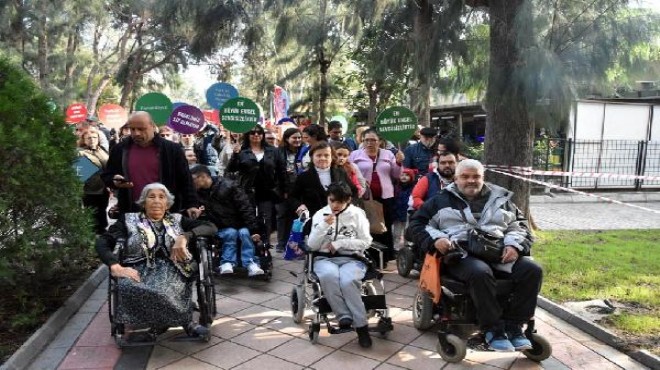 İzmir de engelliler hakları için yürüdü