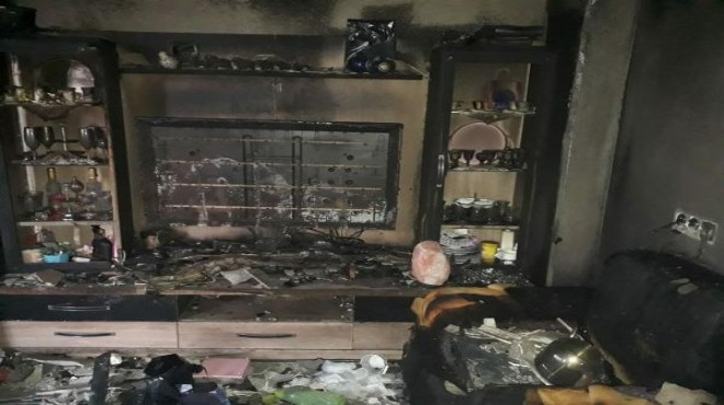 İzmir de ev yangını: Su kesildi, böyle oldu