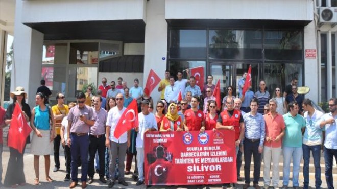 İzmir’de eylem: Darbecilerin isimleri kaldırılsın!