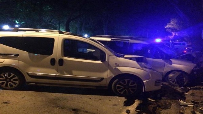 İzmir de feci kaza: 5 kişi ağır yaralı!
