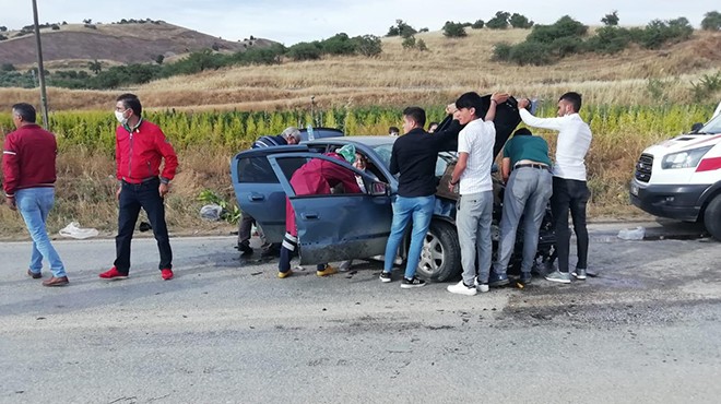 İzmir de feci kaza: 5 yaralı!