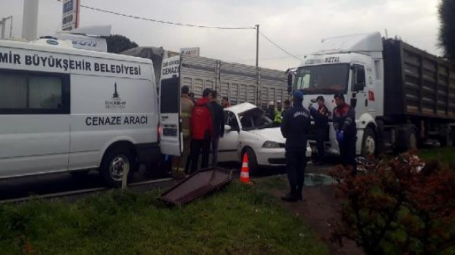 İzmir de feci kaza: Son yolculuğu oldu