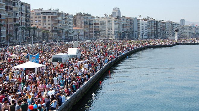 İzmir de festival baharı: Hepsi birbirinden renkli...