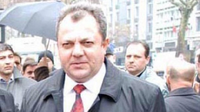 İzmir de FETÖ’den tutuklu avukata 3 yıl hapis!