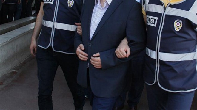 İzmir de FETÖ operasyonu: 11 gözaltı