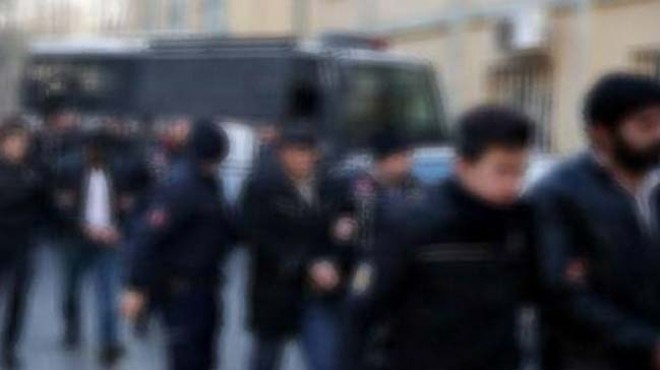 İzmir de FETÖ operasyonu: 188 gözaltı!