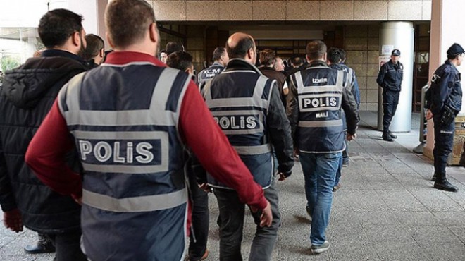 İzmir de FETÖ operasyonu: 4 şüpheli tutuklandı!