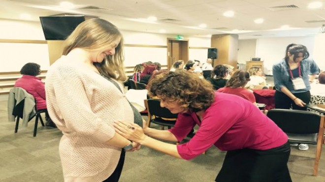 İzmir de hamile kadınlara stres semineri
