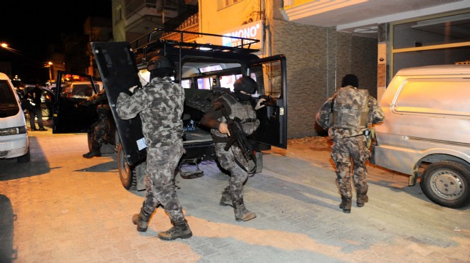 İzmir’de helikopter destekli terör operasyonu: 35 gözaltı