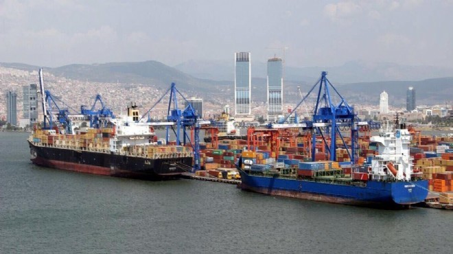İzmir de ihracat arttı, ithalat azaldı