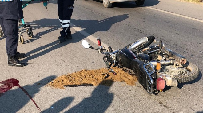 İzmir de iki motosiklet çarpıştı: 1 ölü, 1 yaralı
