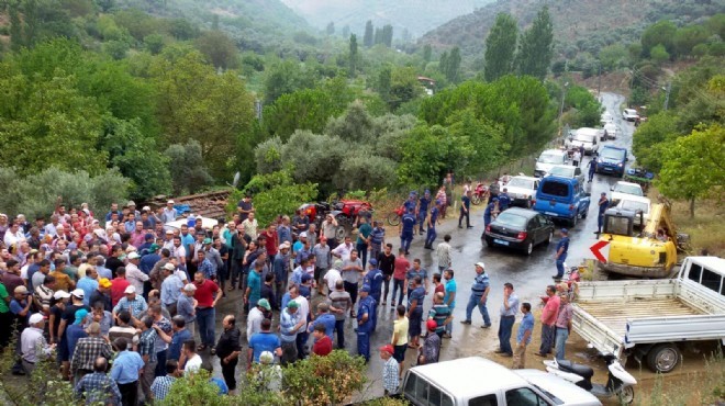 İzmir de köylü isyanı: Halk görevlileri rehin aldı!