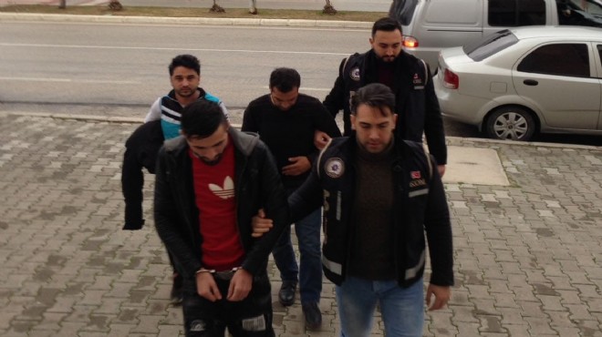 İzmir de kaçak göçmen operasyonu: 3 kişi tutuklandı