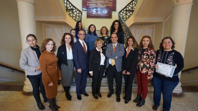 İzmir de kadın girişimcilere e-ticaret eğitimi