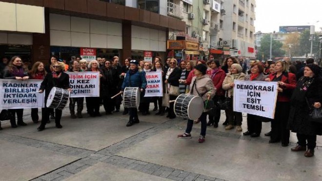 İzmir de kadınlar eşitlik için davul çaldı