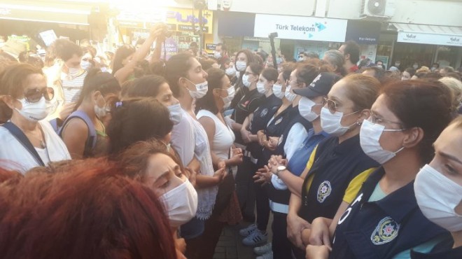İzmir de kadınlara polis müdahalesi