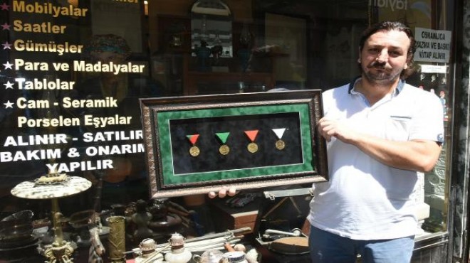 İzmir de kahramanların torunları madalya ve beratları satıyor!