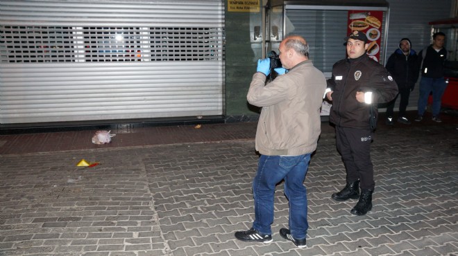 İzmir de kahvehanede kavga: 3 kişi yaralandı!