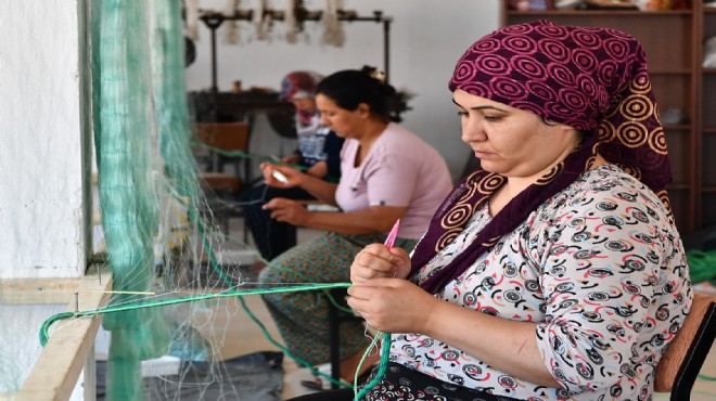 İzmir’de kırsal kalkınma gururu: Kocalar balıkta, kadınlar kursta