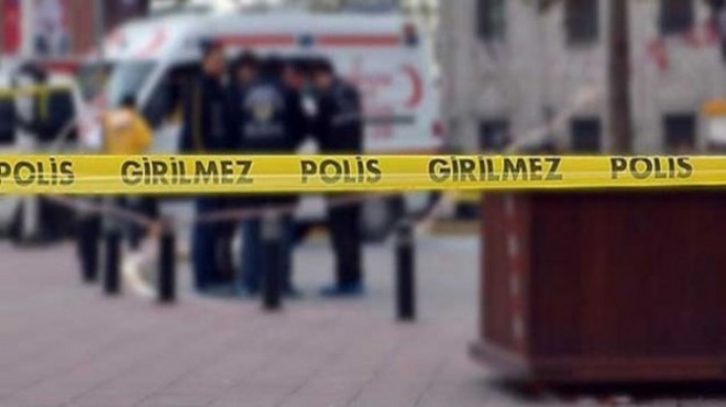 İzmir de sır cinayet! Evinde bıçaklanmış halde bulundu