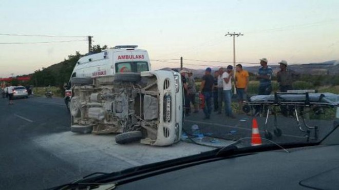 İzmir de korkunç kaza: 5 i çocuk 11 yaralı!