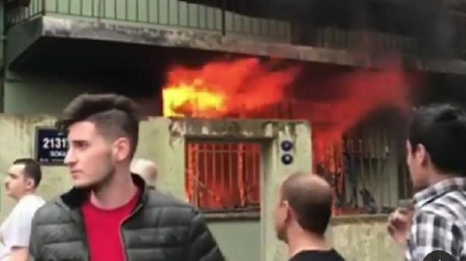 İzmir de korkutan yangın! Alevler içinde kaldı