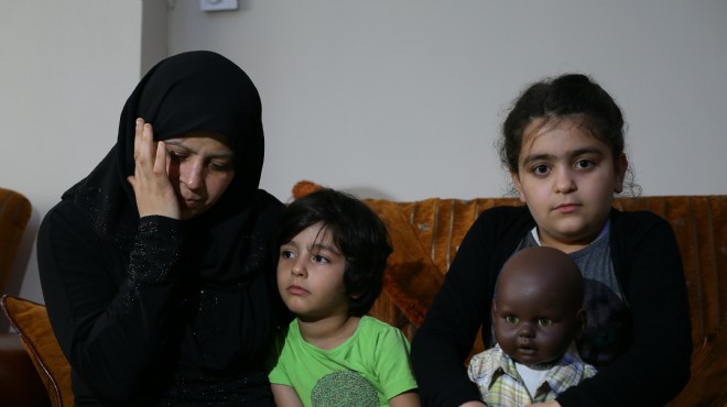 İzmir de mülteci dramı: Baba terk etti, 5 çocuk ortada kaldı!