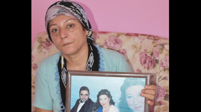 İzmir de oğlunu cinayete kurban veren anne  adalet  istiyor