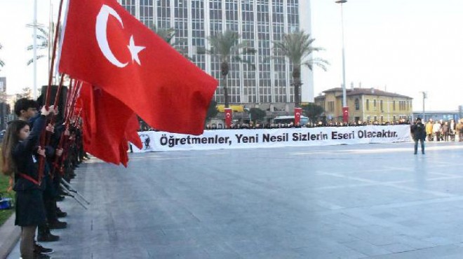 İzmir de Öğretmenler Günü kutlandı
