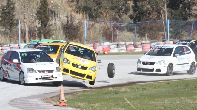 İzmir de otomobil sporları heyecanı