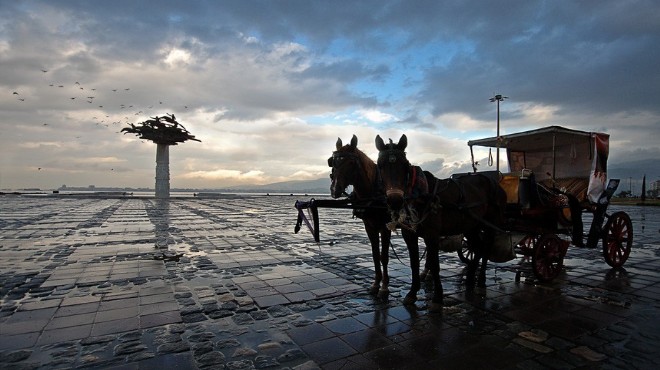 İzmir’de sıcaklara yağmur molası… Yarına dikkat!