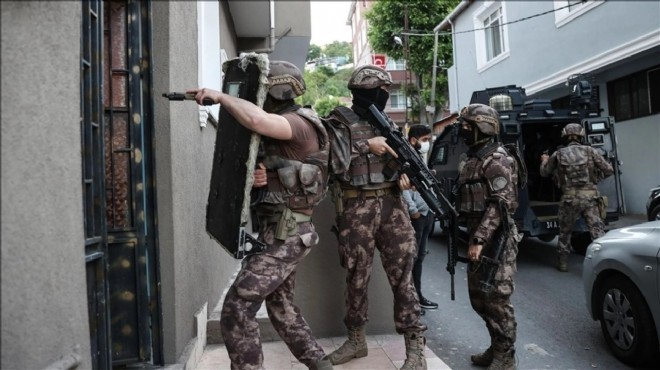 İzmir de silah kaçakçılarına bayram operasyonu!