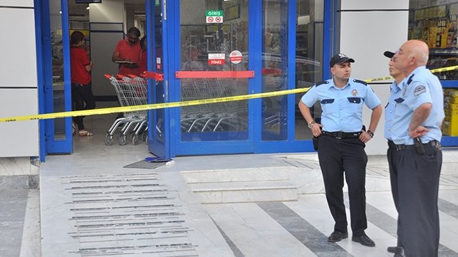 İzmir de soygun dehşeti: Hasta süsü verip...