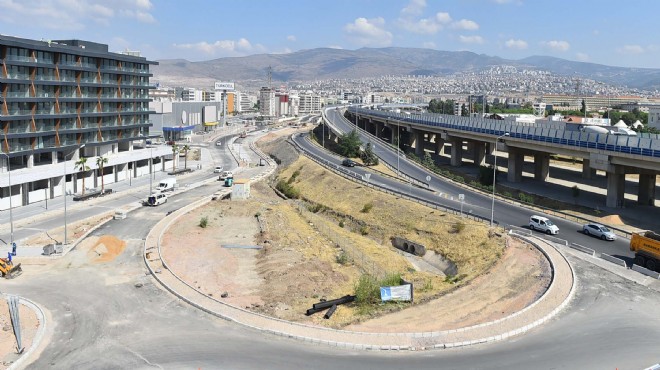 İzmir de sürücülerin kabusu bitiyor: Büyükşehir den altın dokunuş