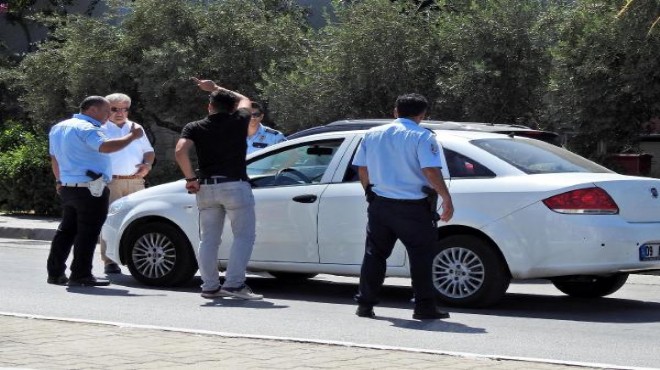 İzmir de telefon dolandırıcıları suçüstü yakalandı