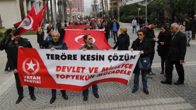 İzmir de teröre tepki yürüyüşü