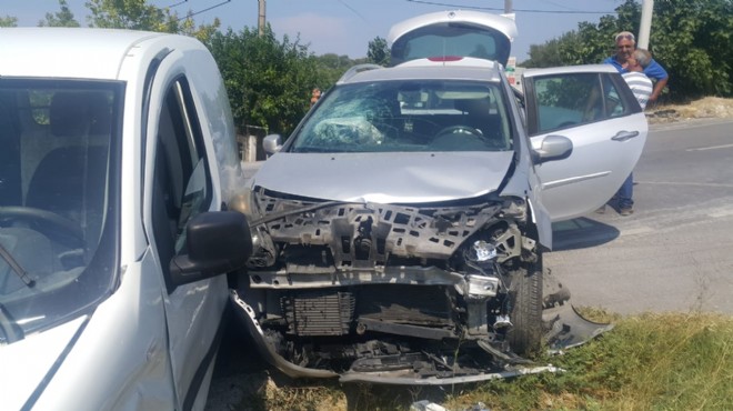 İzmir de trafik kazası: 8 yaralı