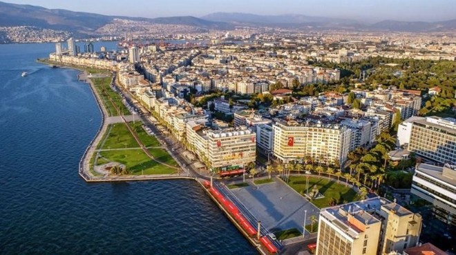 İzmir’de yeni korona önlemi: Kentteki tüm etkinliklere erteleme!