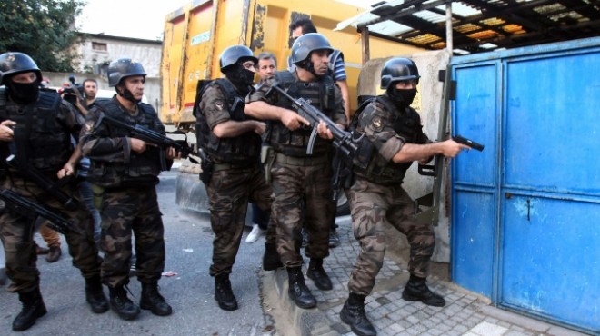 İzmir de zehir operasyonu: 6 kişi tutuklandı!