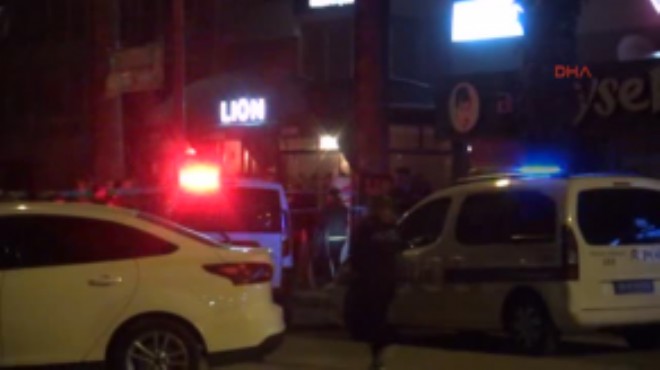 İzmir deki barda dehşet: 2 ölü, 1 i polis 2 yaralı!