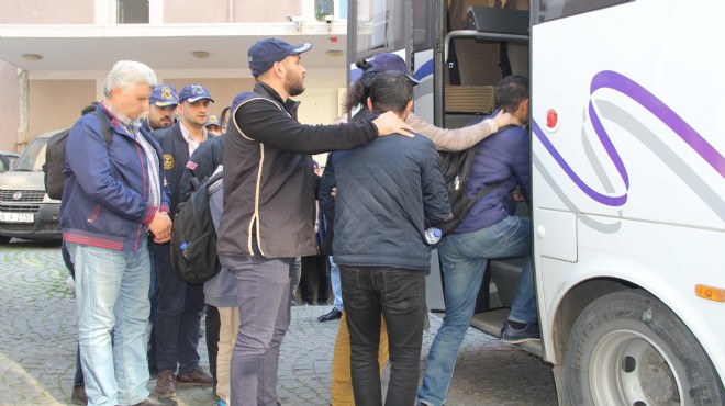 İzmir deki dev FETÖ operasyonunda gözaltı sayısı artıyor!