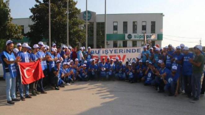 İzmir deki fabrikada işçiler şalter indirdi!