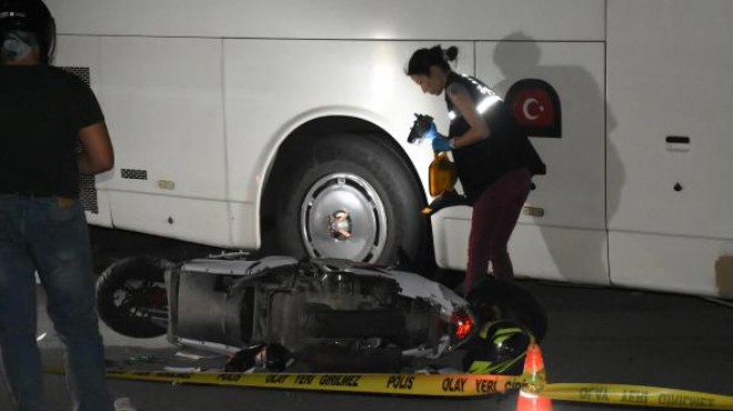 İzmir deki motosiklet kazasında ölü sayısı 2 ye yükseldi
