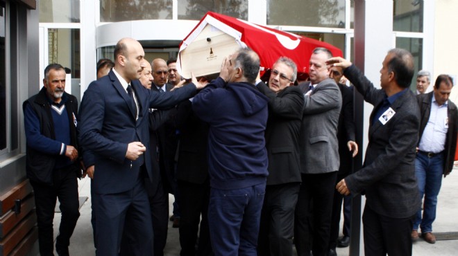 İzmir deki trafik kazasında ölen hakim için tören