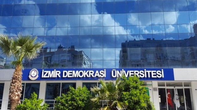 İzmir Demokrasi Üniversitesi uzaktan eğitime başlıyor
