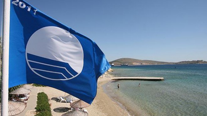 İzmir e büyük müjde: O plaja yeniden  mavi bayrak 