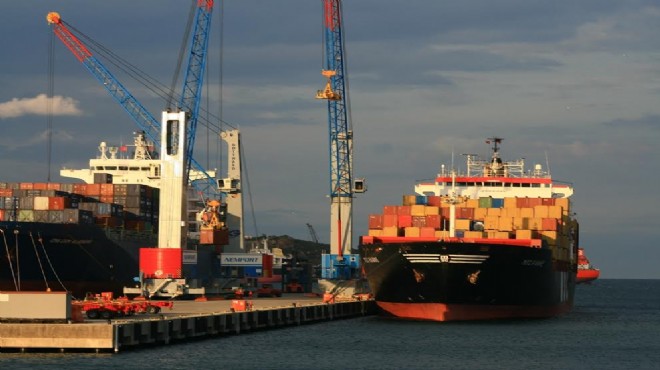 İzmir’in en büyük özel limanından 10 milyonluk dolarlık Ro-Ro hamlesi